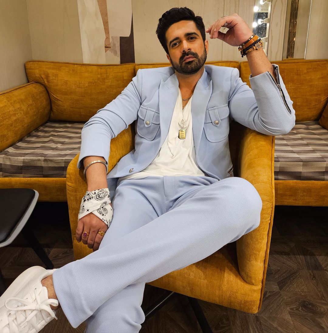 Avinash Sachdev: Evoking Emotions and Captivating Hearts in the World of Indian Television-thumnail